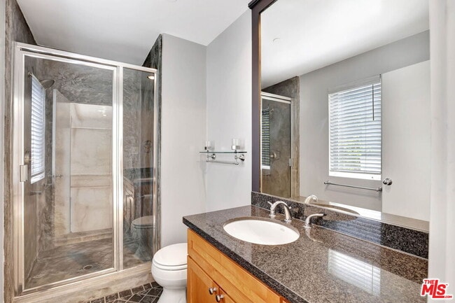 Building Photo - 6396 Weidlake Dr