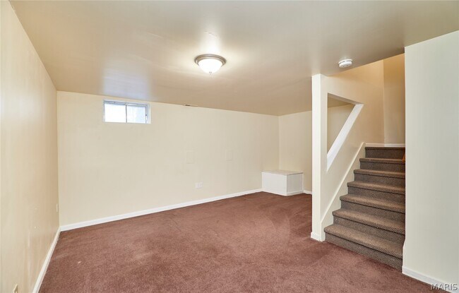 Building Photo - 61 Woodlake Ct