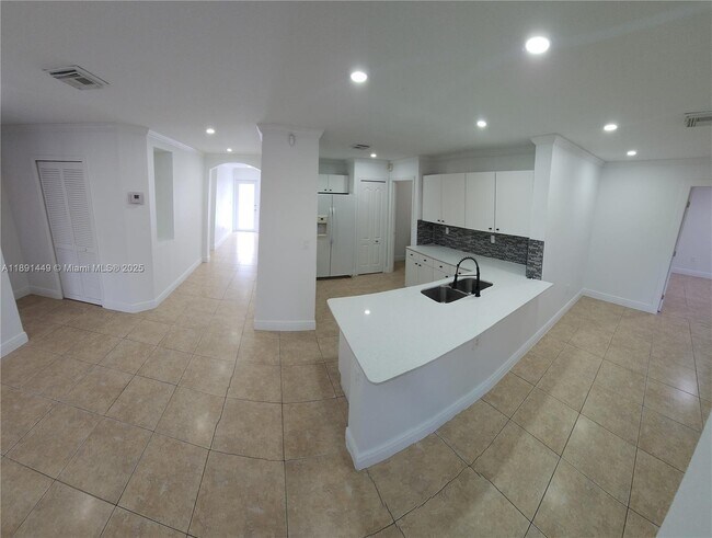 Building Photo - 11281 SW 247th Ter