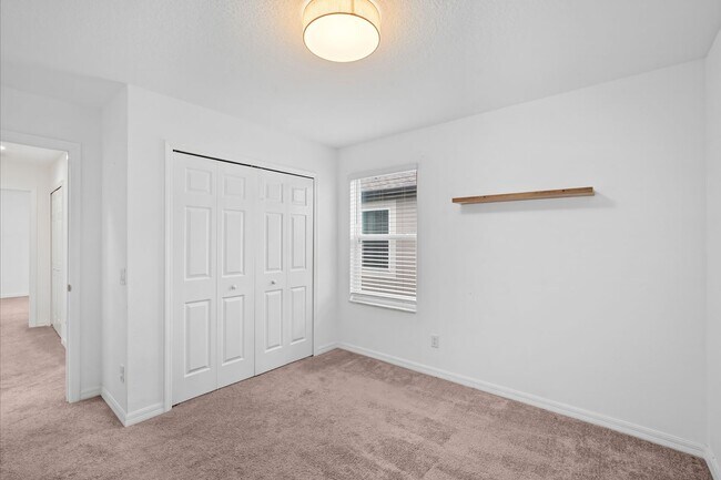 Building Photo - Now Available! 3 Bedrooms + Den, 2.5 Baths...