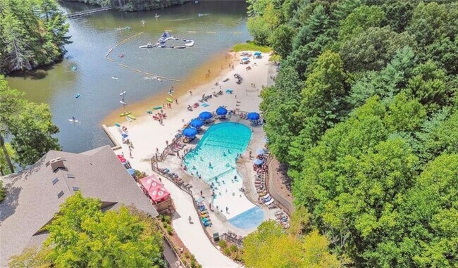 Building Photo - 1279 Quail Cove Dr