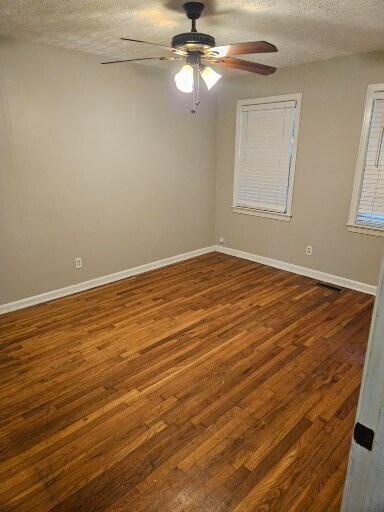 Master bedroom - 2403 13th Pl