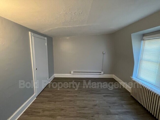 Building Photo - 815 Weiser St