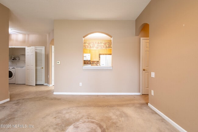 Building Photo - 7990 Baymeadows Cir E