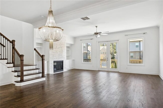 Building Photo - 2436 Skyland Way NE
