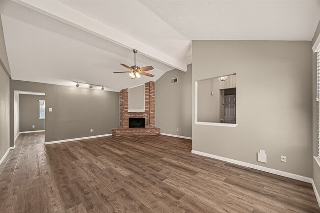 Building Photo - 17043 Coachmaker Dr