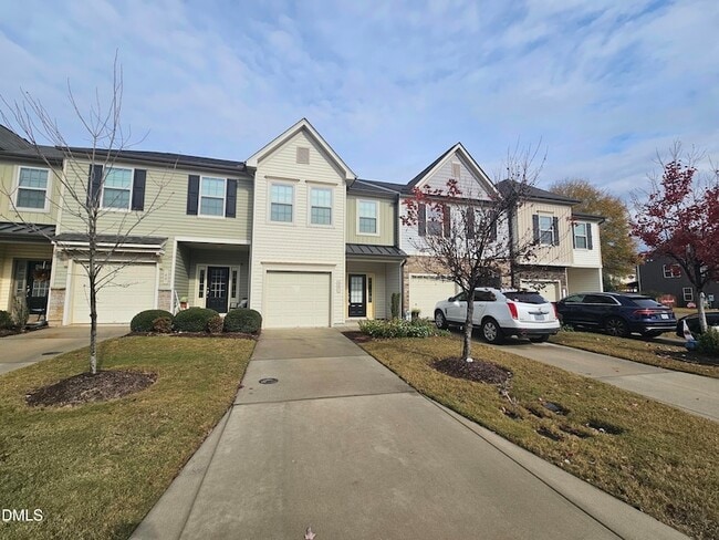 Building Photo - 30 Reunion Ct