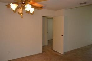 Building Photo - 6500 Sands Point Dr