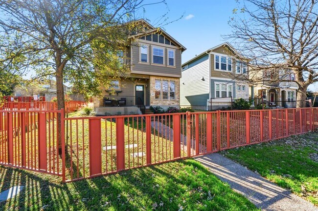 Building Photo - 1817 Carlson Dr