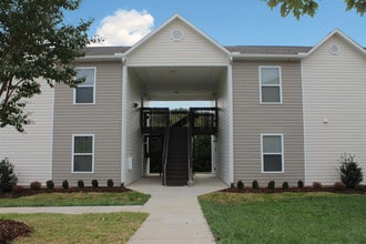Building Photo - Weaverville Commons
