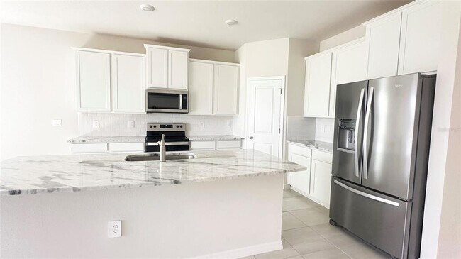 Building Photo - 17915 Cantarina Cove