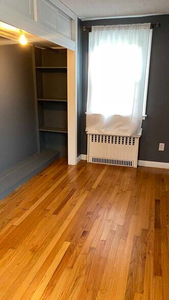 Building Photo - 72 Holyoke St