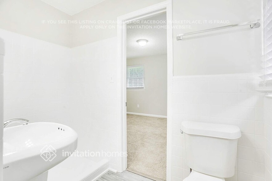 Building Photo - 3086 Tolbert Dr