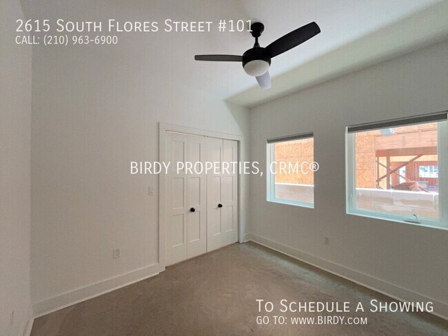 Building Photo - 2615 S Flores St