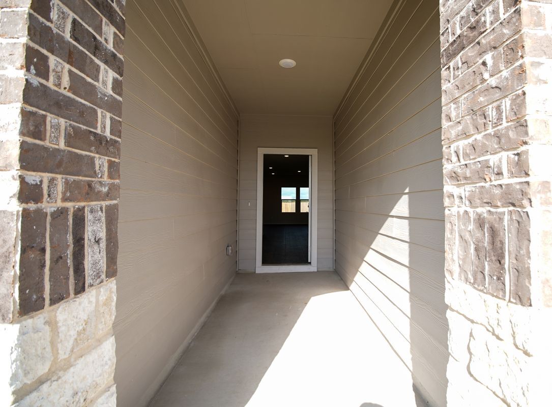 Building Photo - 472 Desert Willow
