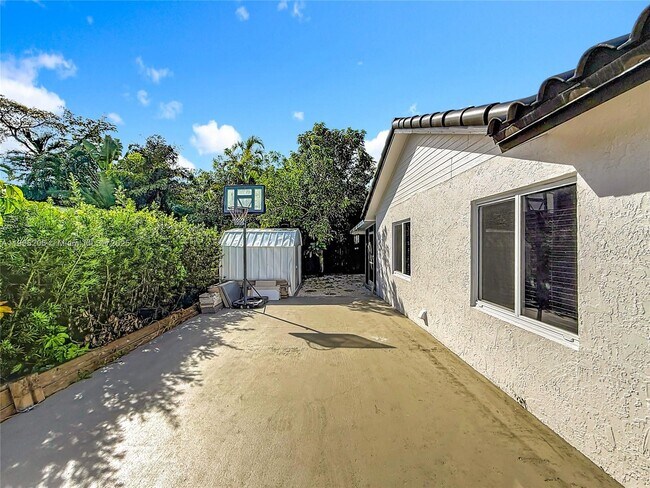 Building Photo - 5874 NW 199th St