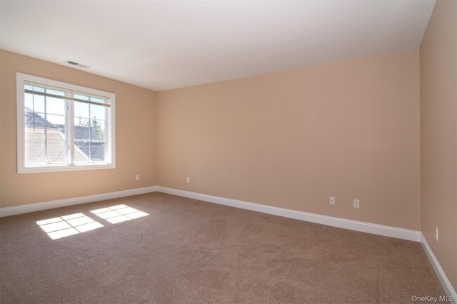 Building Photo - 9 Stony Gate Oval