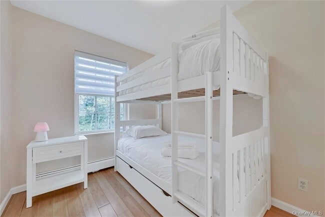 Building Photo - 362 Rose Rd