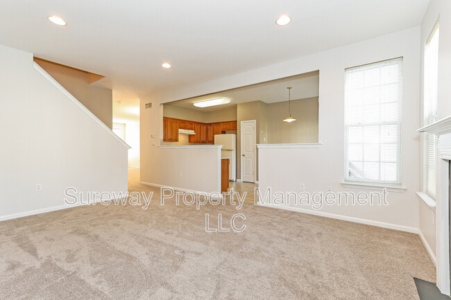 Building Photo - 162 Chancellor Dr