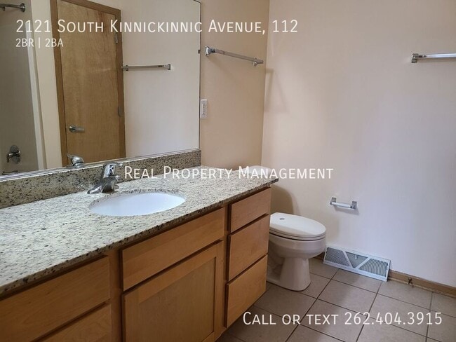 Building Photo - 2121 S Kinnickinnic Ave