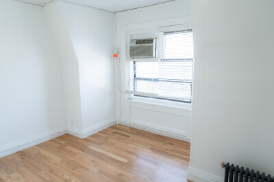 Building Photo - 35 Westland Ave