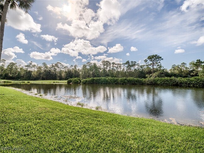 Building Photo - 8680 Cedar Hammock Cir