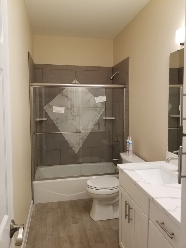 Building Photo - Occupied, do not disturb tenants. West Valley 3 bedroom 2.5 bath plus an office,  custom built re...