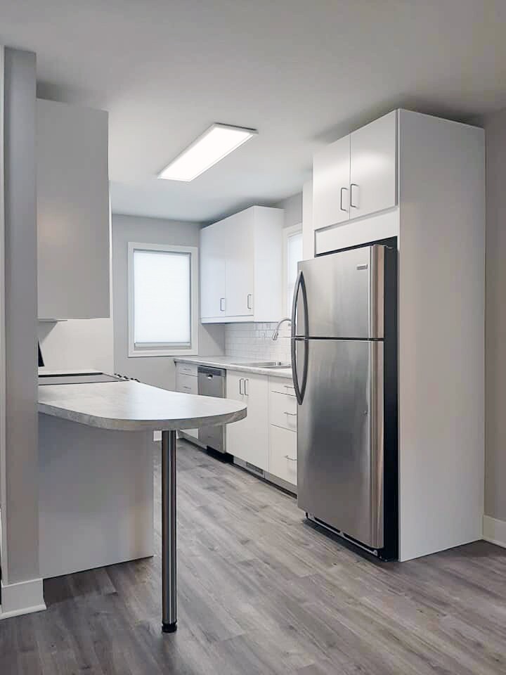 Kitchen - 207 14th Ave. NE