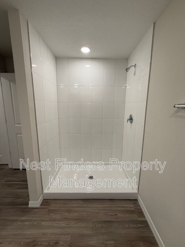 Building Photo - 11454 Oakfield Ct