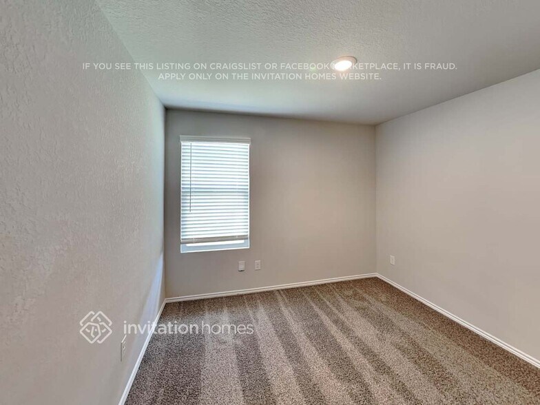 Building Photo - 5722 Leon Pl