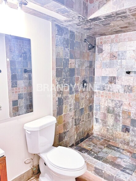 Building Photo - 11580 Coral Ridge Ave