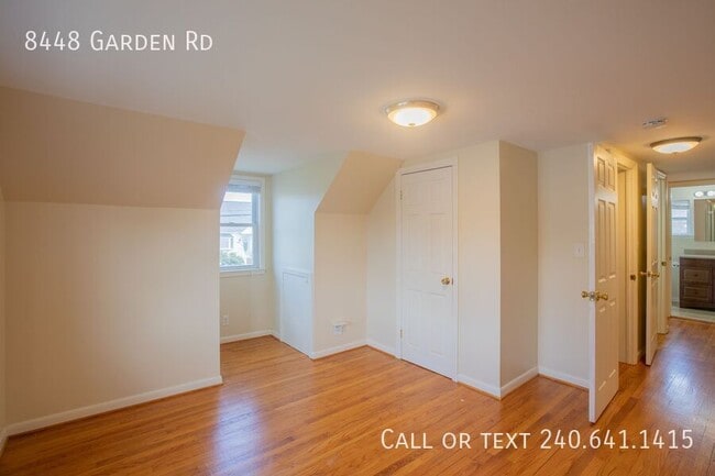 Building Photo - 8448 Garden Rd