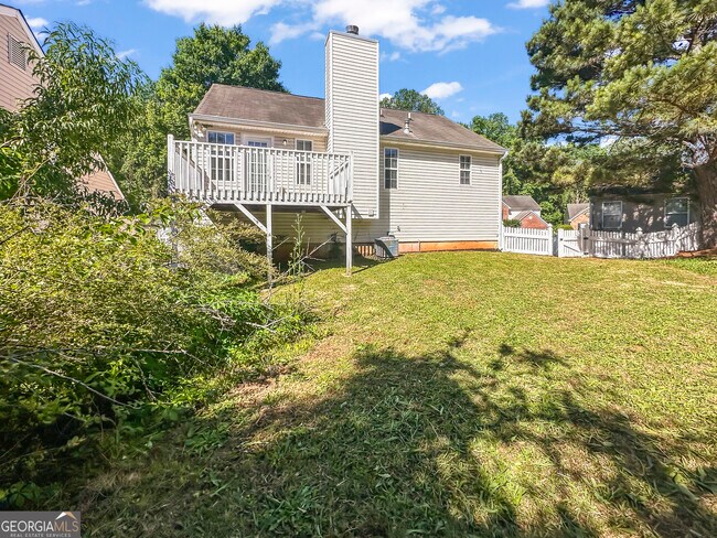 Building Photo - 90 Greystone Cir