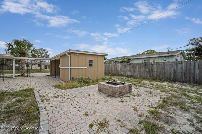 Building Photo - 1688 Eisenhower Ave