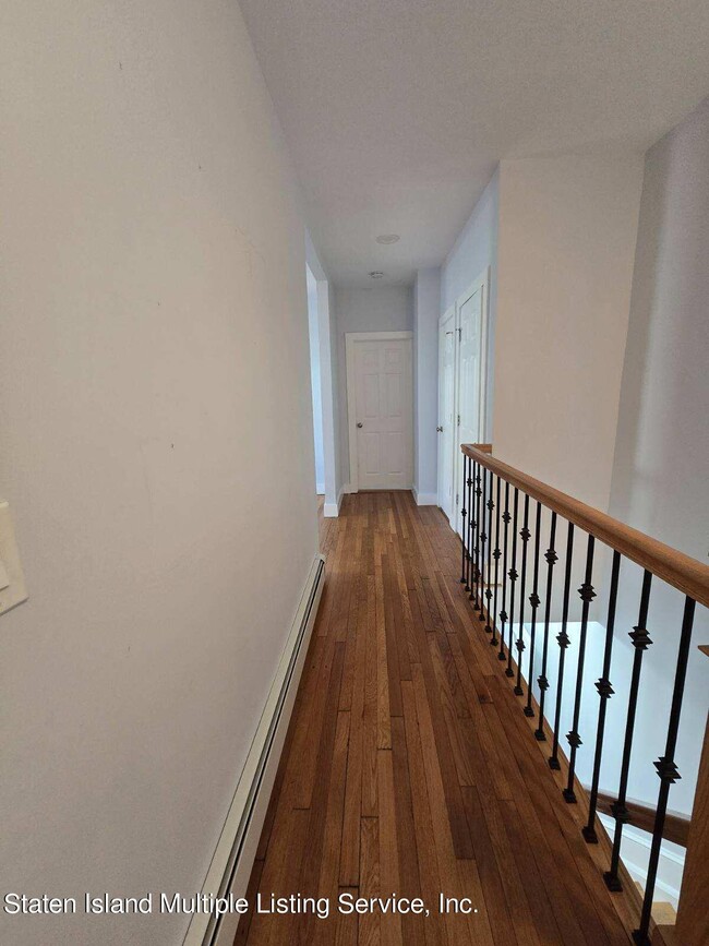 Building Photo - 542 BROADWAY-