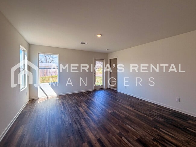 Building Photo - DEPOSIT PENDING! Sign a 13-month lease by 3/31/2026 to receive a $500 Gift Card! New Construction...