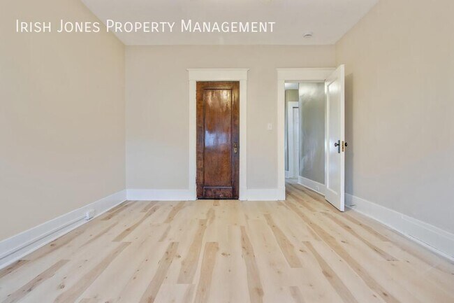 Building Photo - 24 North Park Ave