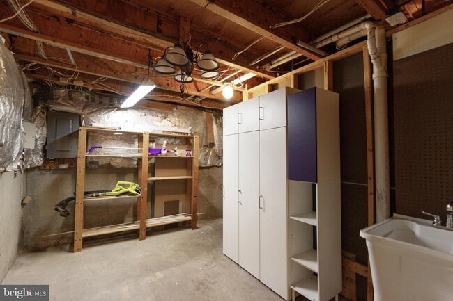 Building Photo - 20300 Thunderhead Way