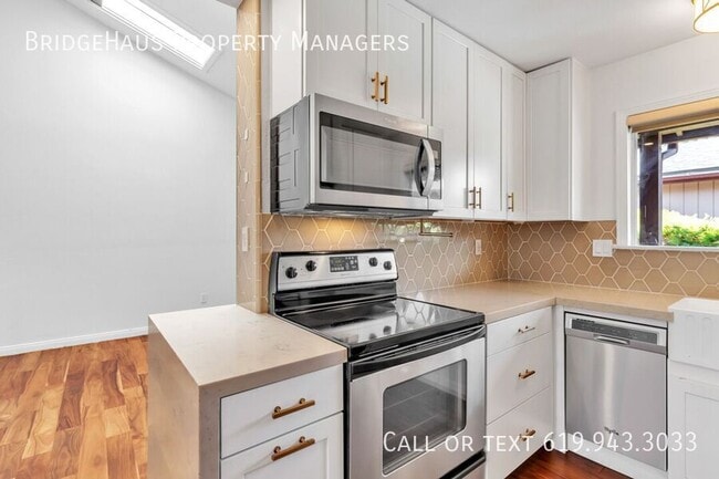 Building Photo - 4430 Cleveland Ave