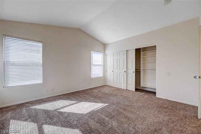 Building Photo - 267 Bluefield Ln