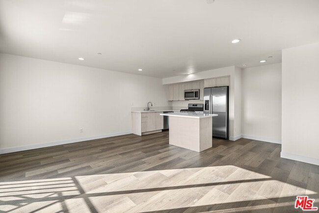 Building Photo - 2525 Hauser Blvd