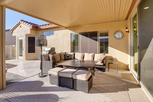 Building Photo - 15992 W Indigo Ln