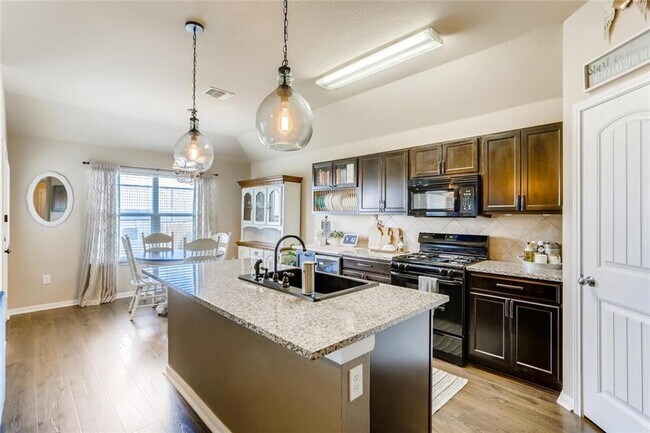 Building Photo - 185 Rafe Ct