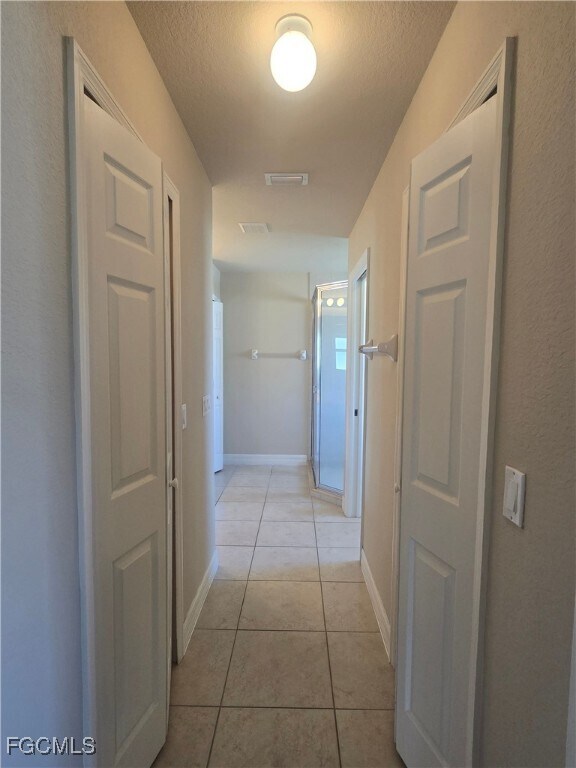 Building Photo - 137 SE 16th St