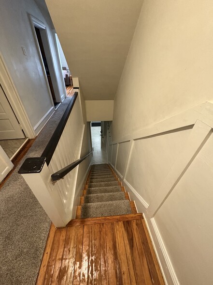 Stairs - 302 Randolph Ave