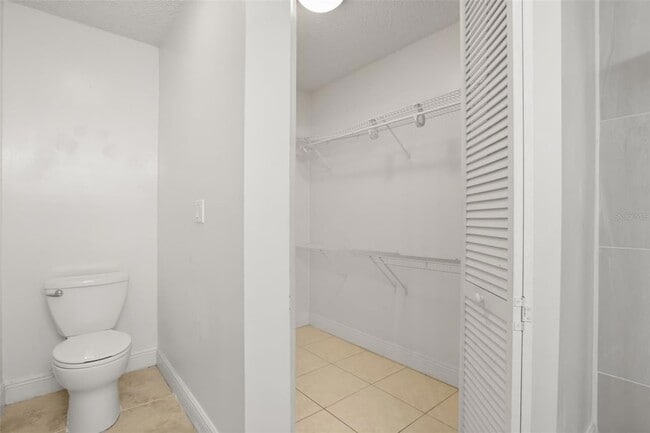 Building Photo - 2584 Grassy Point Dr