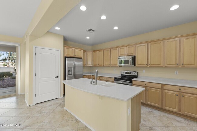 Building Photo - 13516 W Nogales Dr