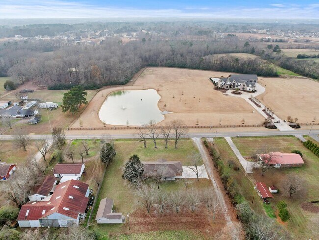 Building Photo - Charming 4-bedroom, 2-bath ranch-style home situated on just over 2 acres!