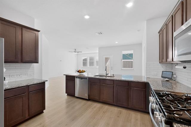 Building Photo - 2917 Lampasas Ln