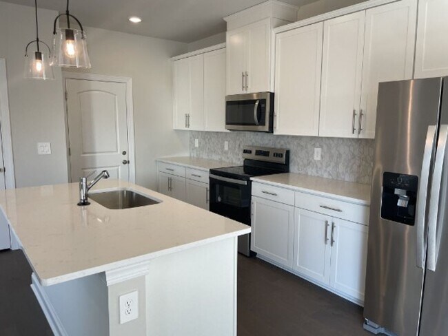 Building Photo - One Year Old, Three Bedroom Two Story in S...